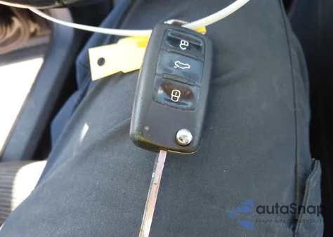 2015 Volkswagen Tiguan S из США, поврежденный, VIN WVGAV7AX5FW607894